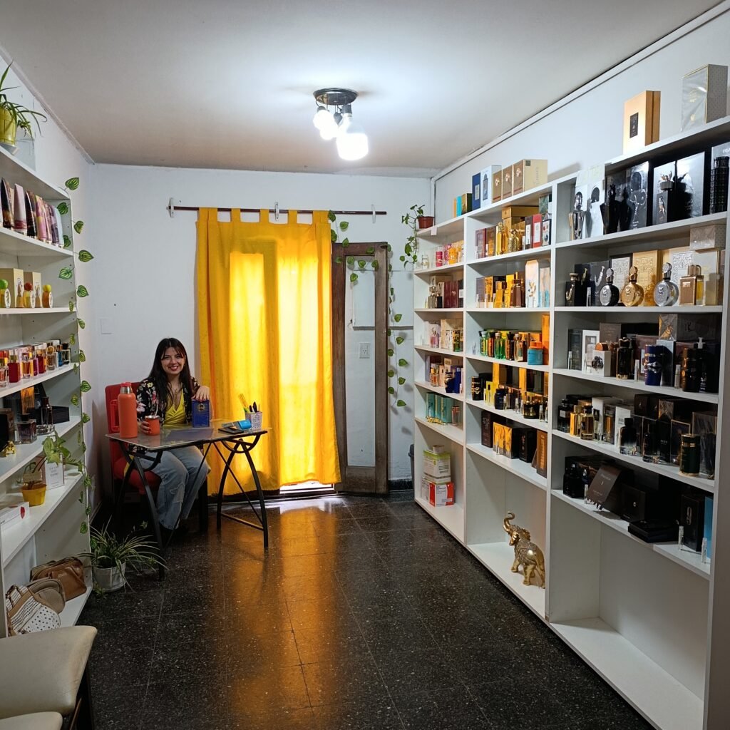 AURA PERFUMERIA